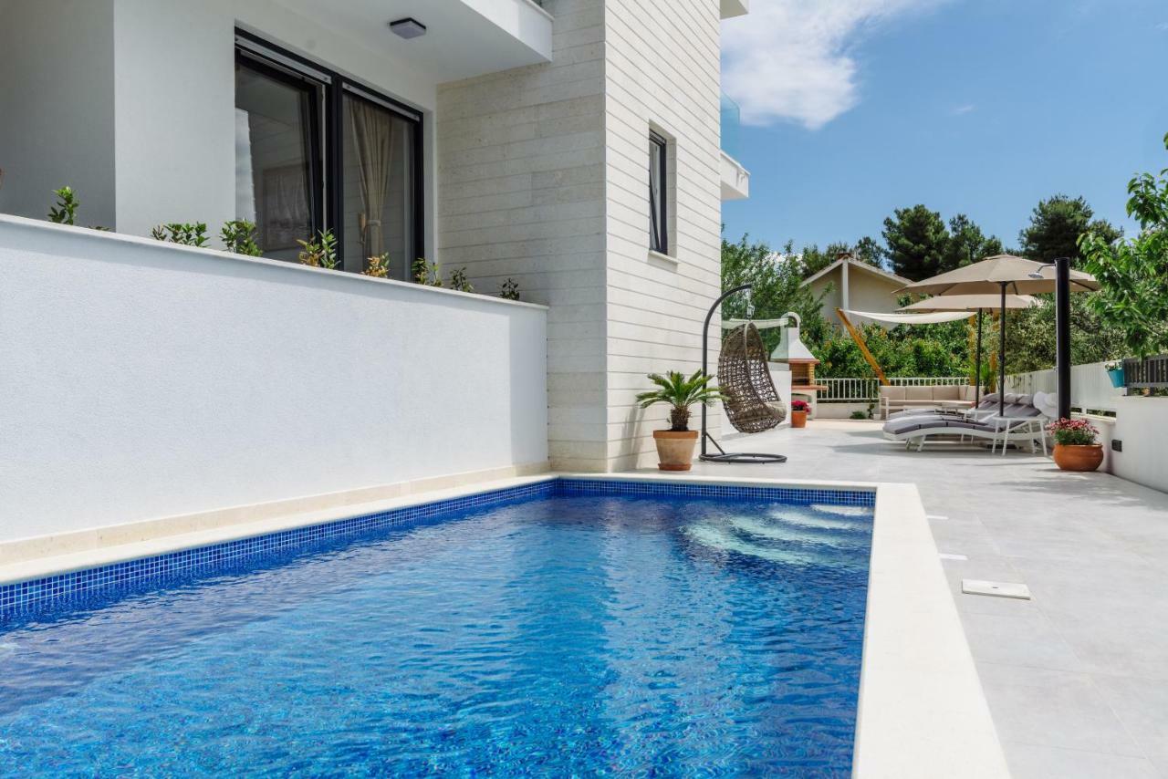 Apartments Villa Dalmatia Trogir Exterior foto