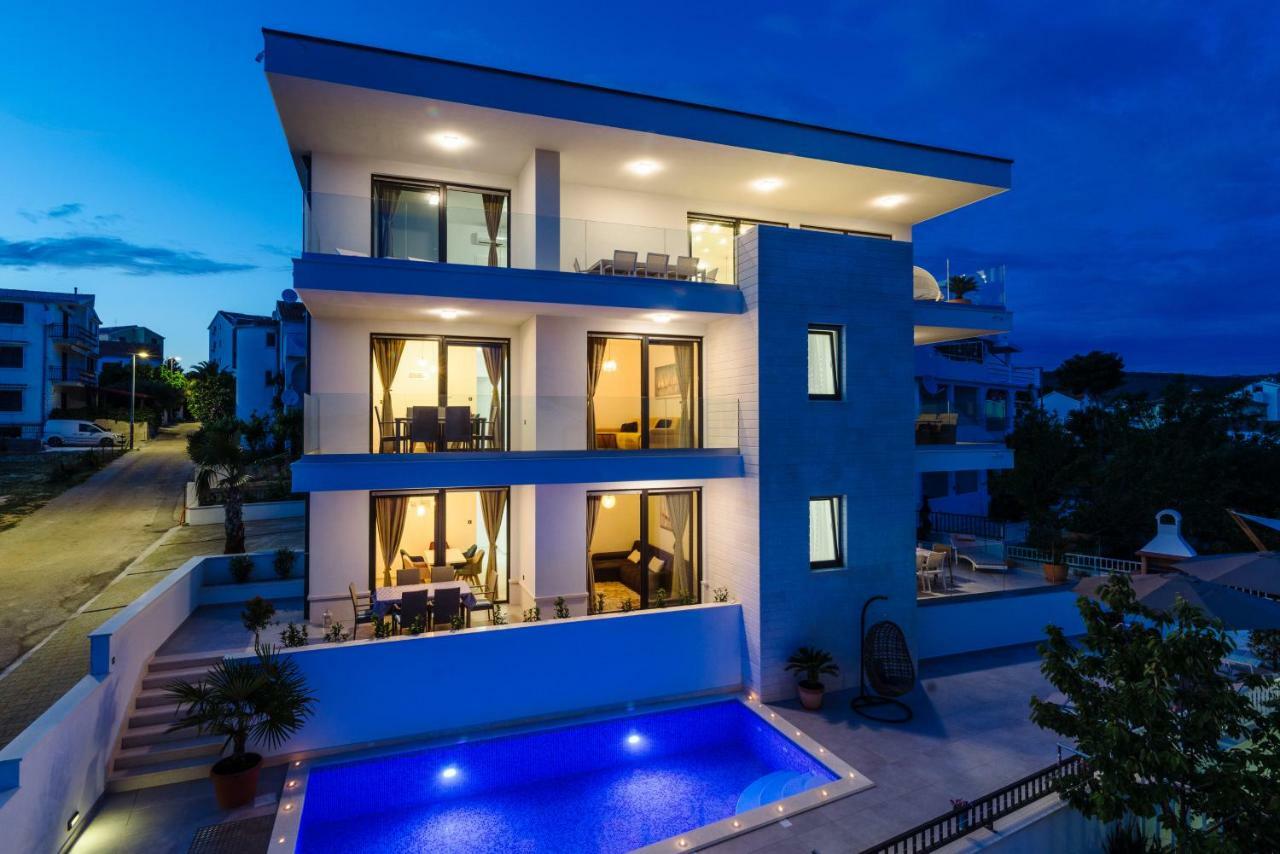 Apartments Villa Dalmatia Trogir Exterior foto
