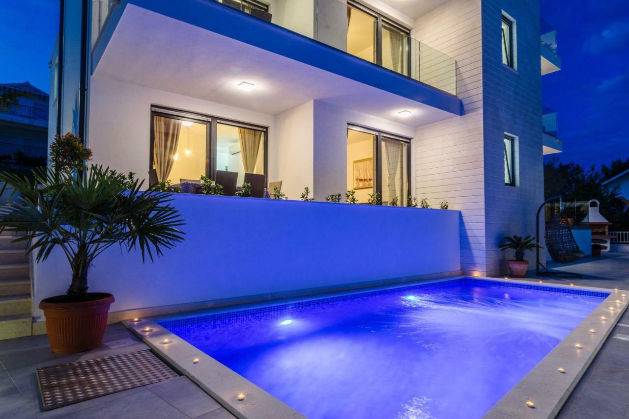 Apartments Villa Dalmatia Trogir Exterior foto