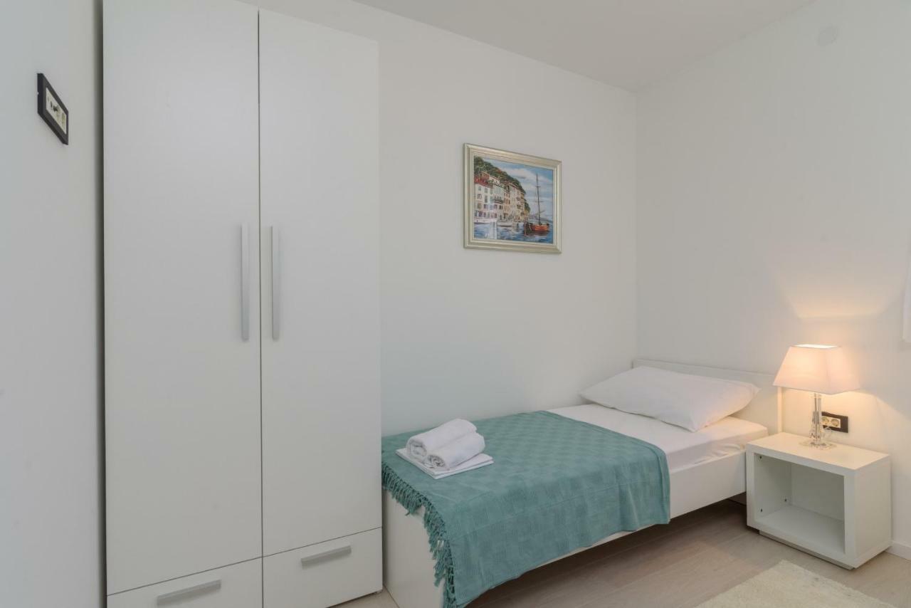 Apartments Villa Dalmatia Trogir Zimmer foto